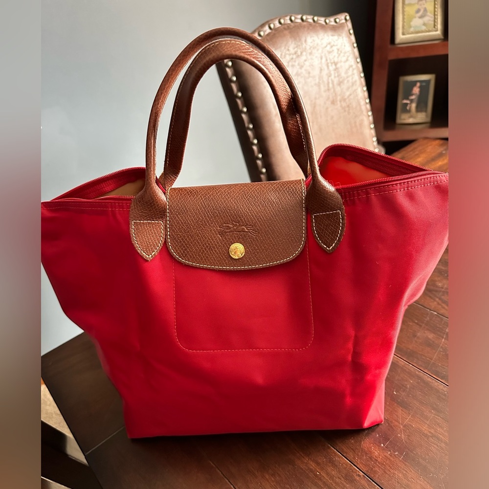 Longchamp